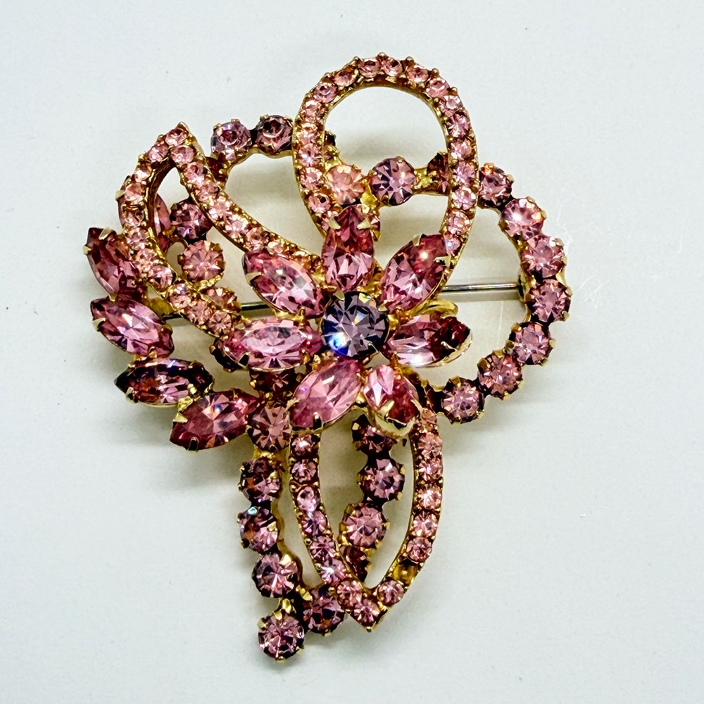 Verified Juliana DeLizza & Elster Brooch Pin, Pink & Purple Rhinestones Flower‎